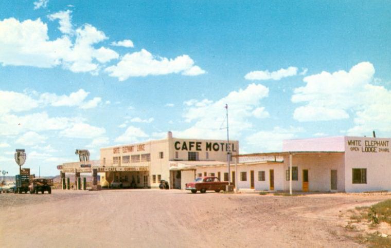 AZ006700.jpg