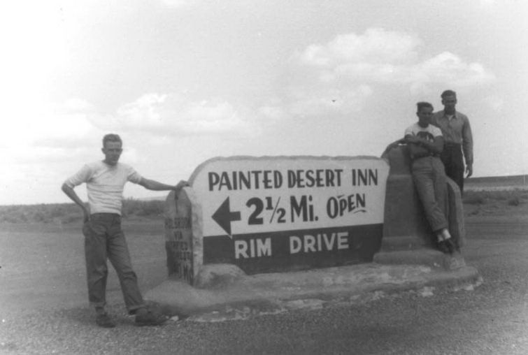 AZ009400.jpg
