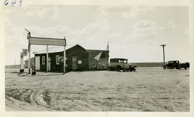 AZ010700.jpg