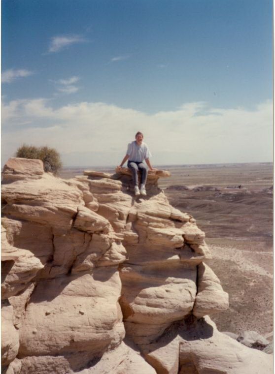 AZ014100.jpg