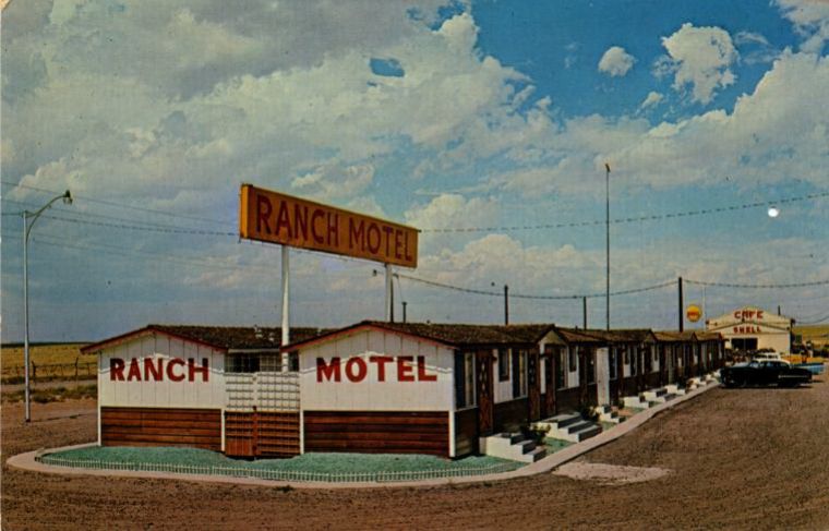 AZ014600.jpg