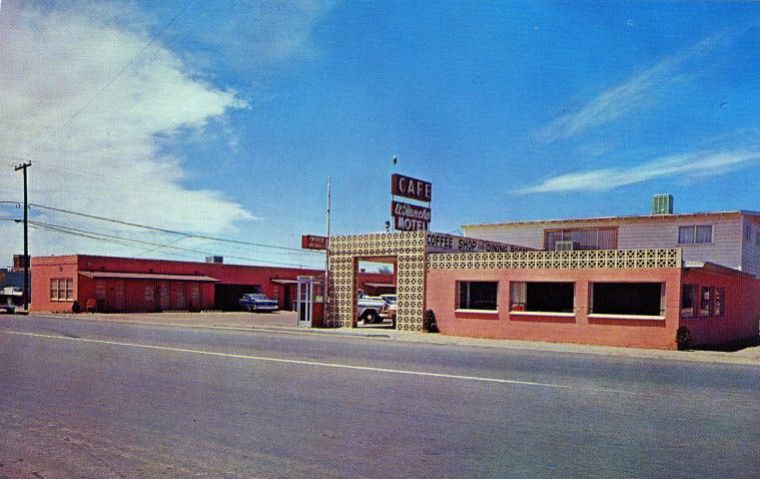 AZ015800.jpg