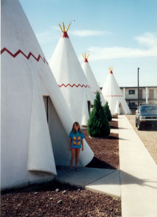 AZ022500.jpg