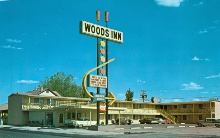 AZ024900.jpg