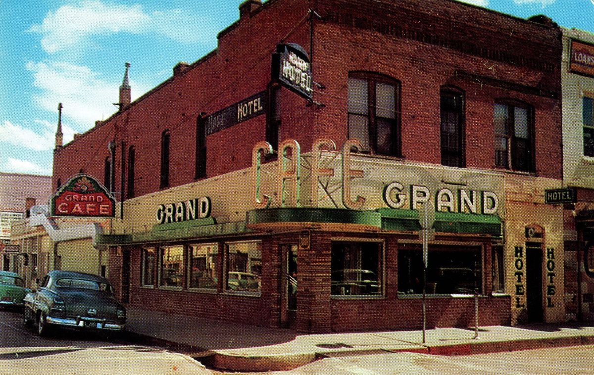 AZ030080.jpg