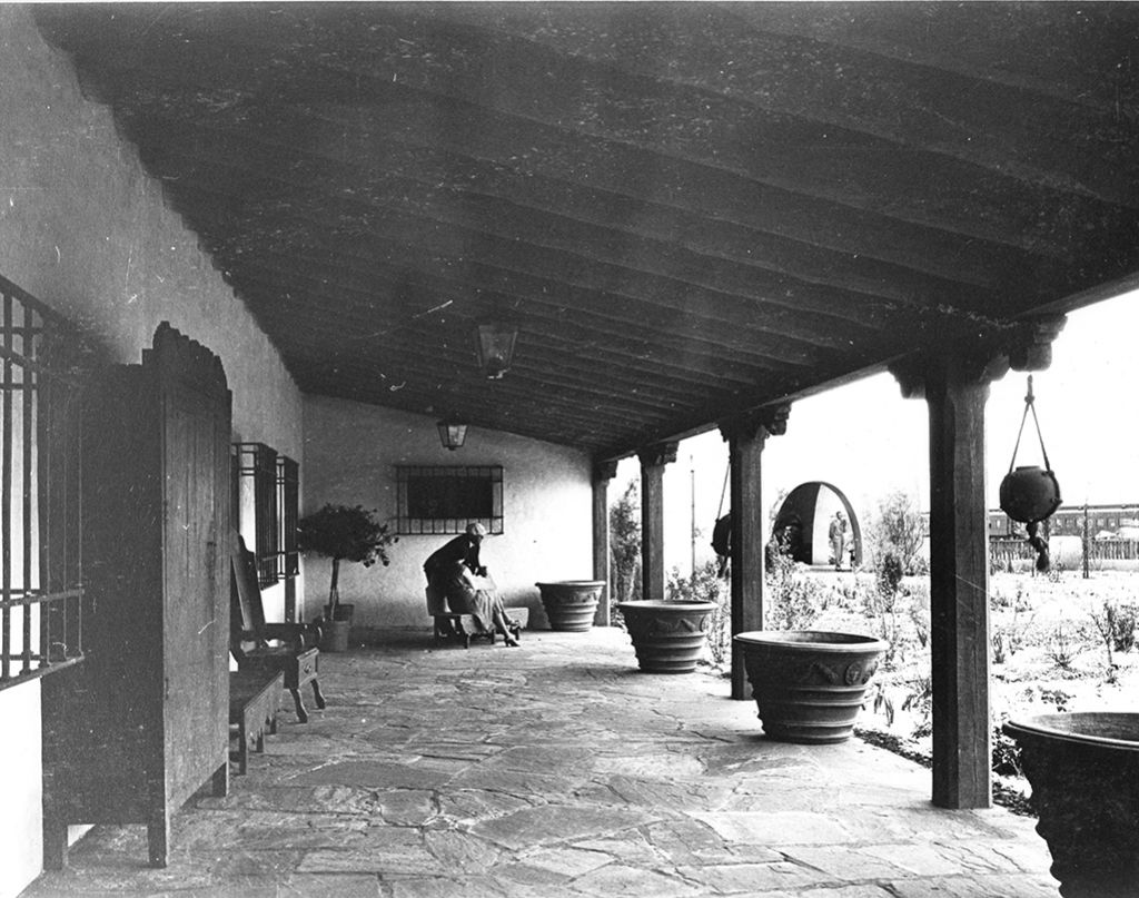 AZ030406.jpg