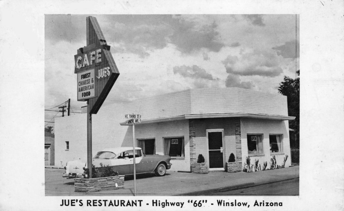 AZ031800.jpg