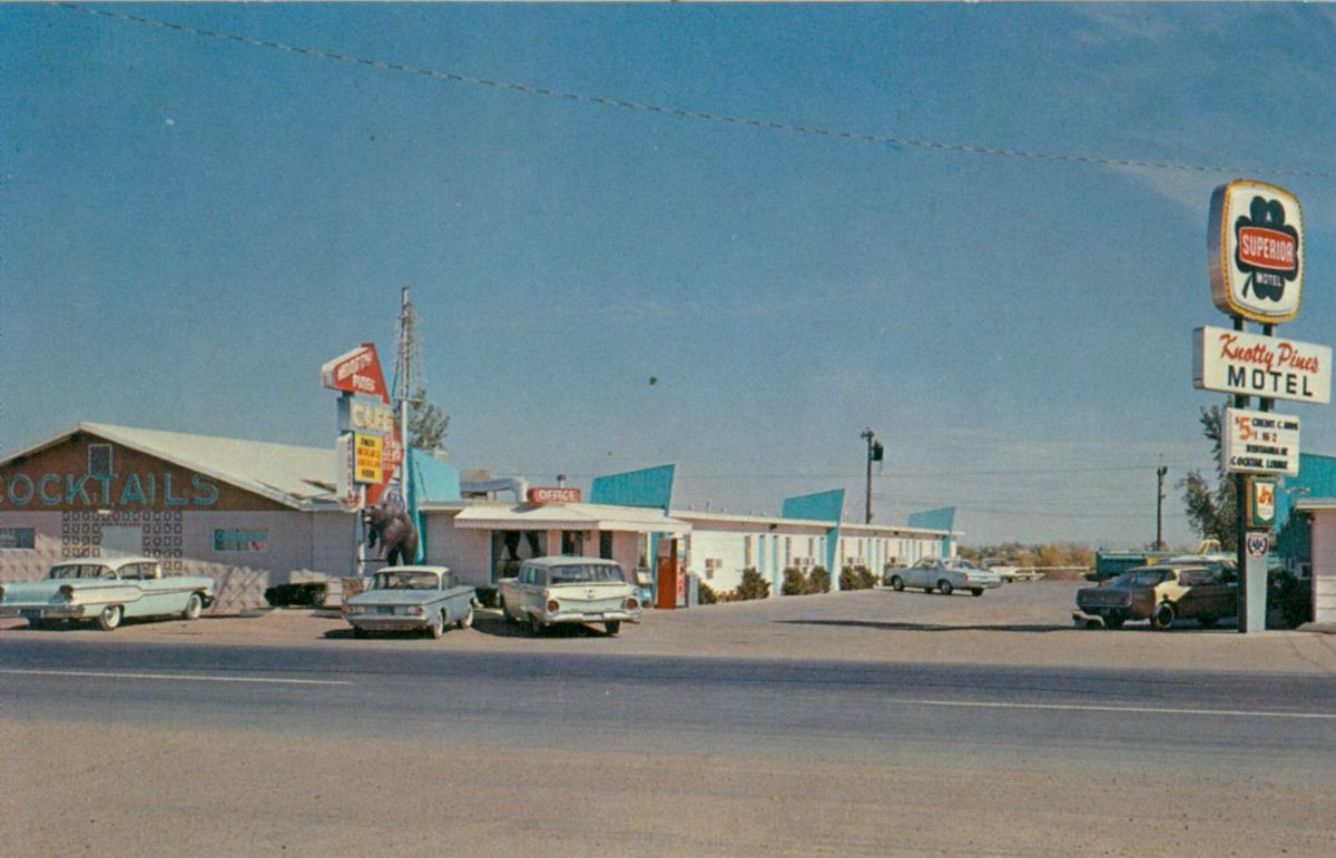 AZ033320.jpg