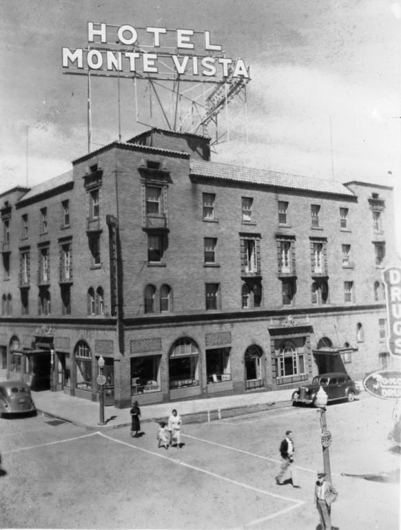 AZ052160.jpg