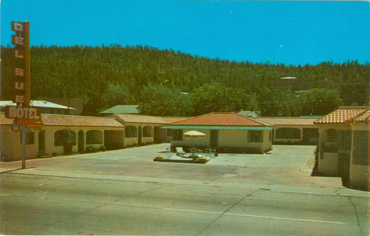 AZ059640.jpg