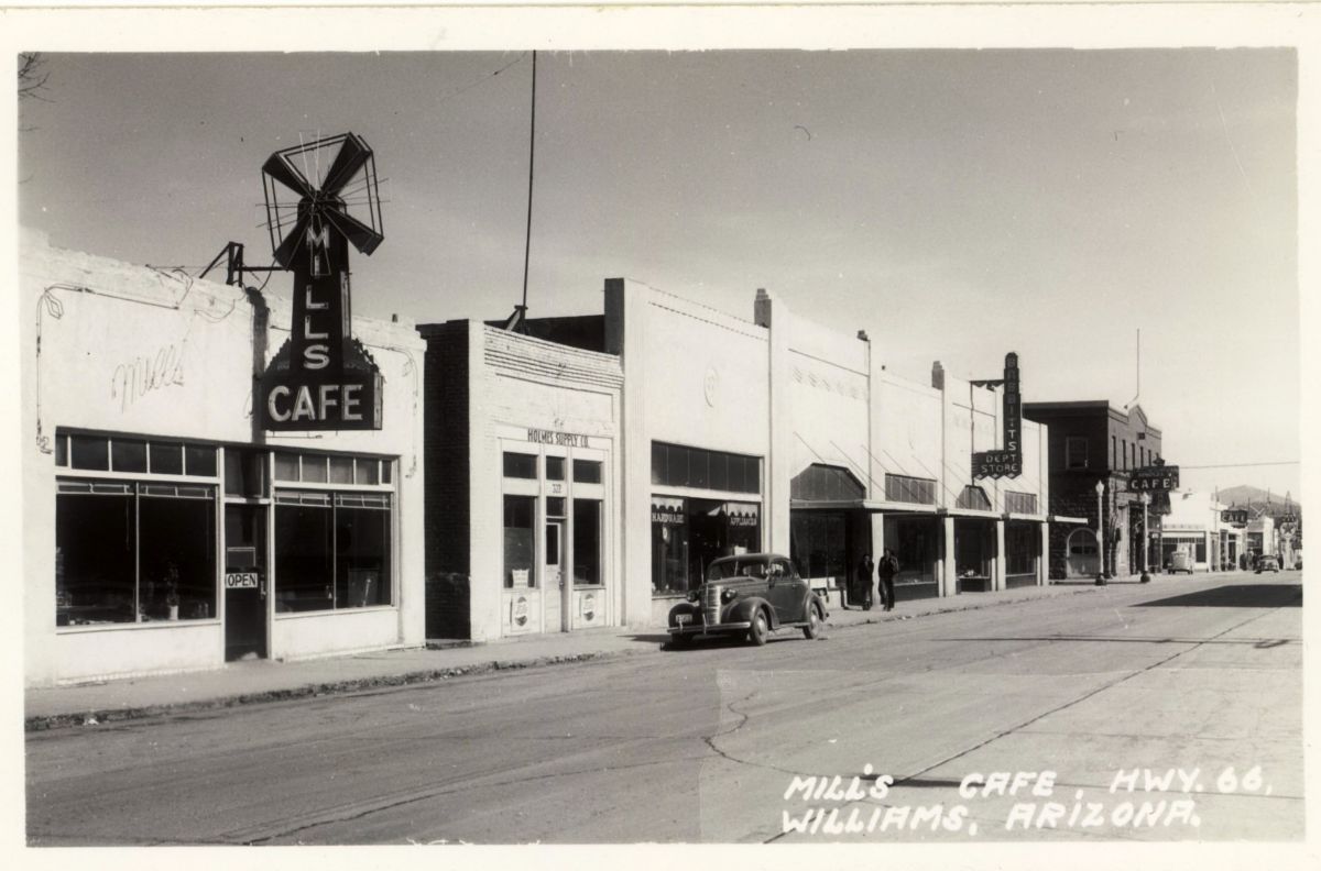 AZ062160.jpg