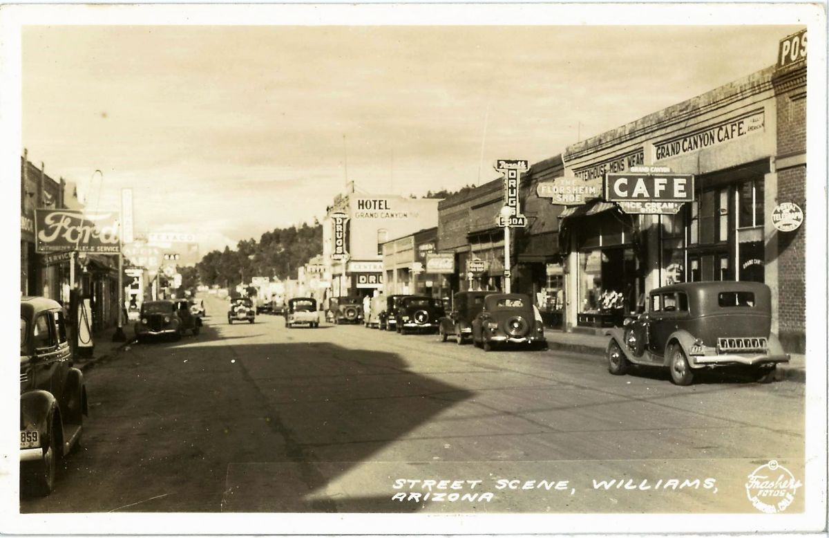 AZ063416.jpg