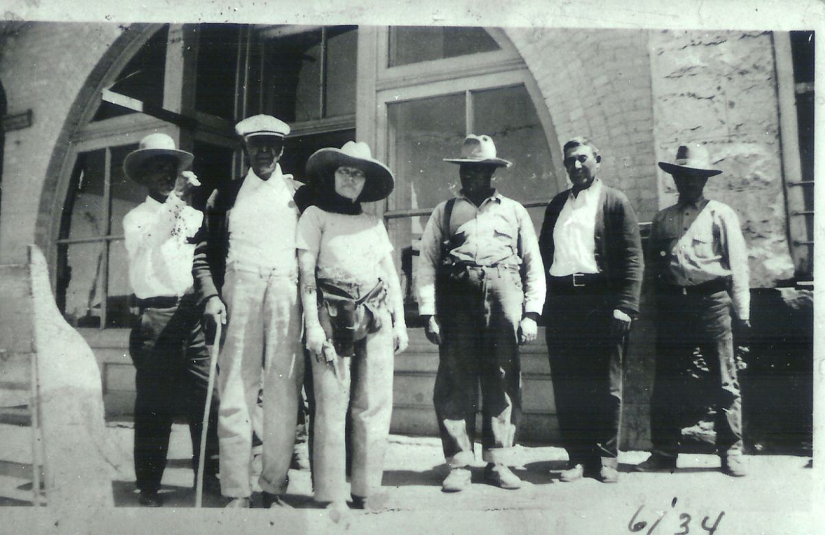AZ063640.jpg