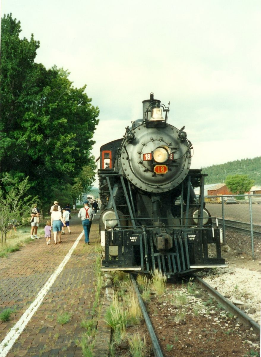 AZ063960.jpg