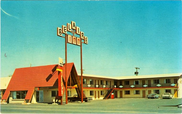 AZ065400.jpg