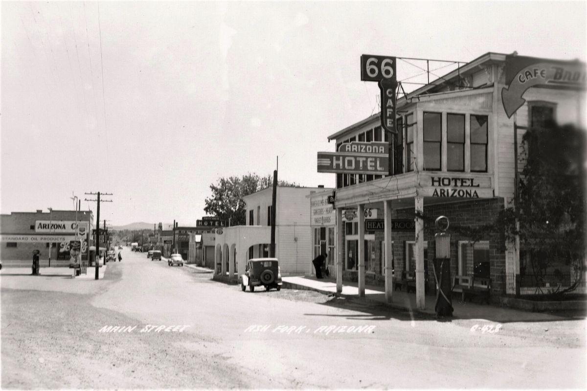 AZ068140.jpg