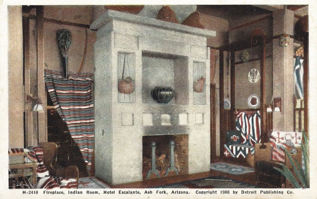 AZ068885.jpg