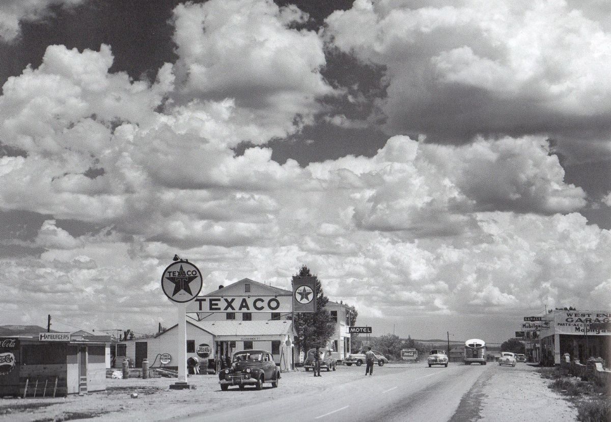 AZ069880.jpg