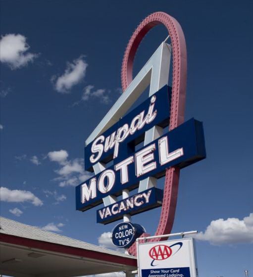 AZ071140.jpg