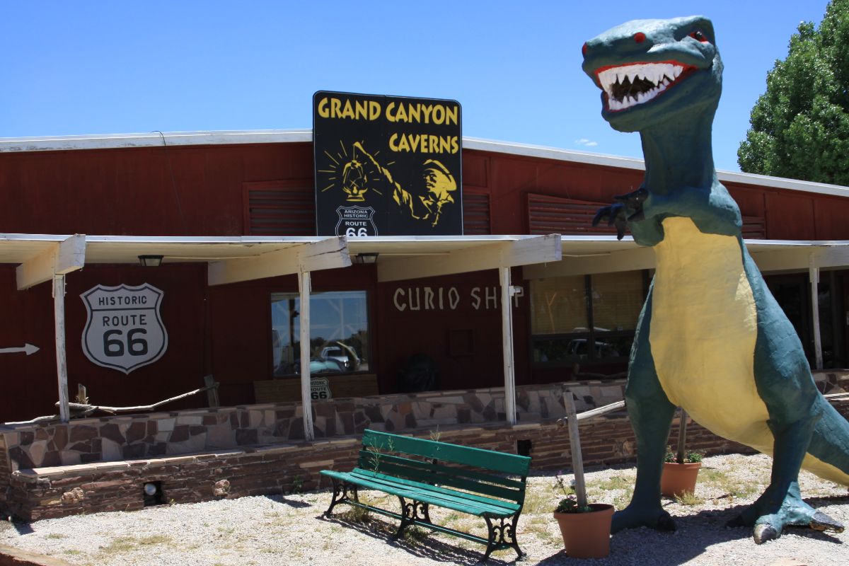 AZ072640.jpg