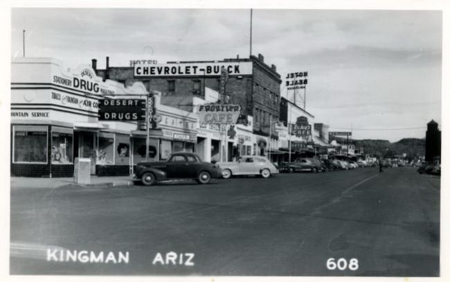 AZ082630.jpg