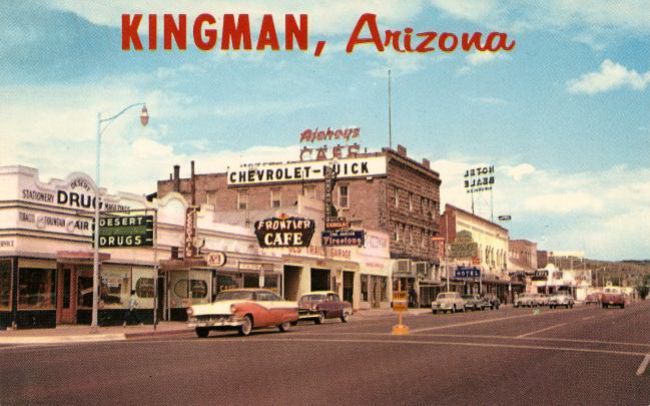 AZ082700.jpg