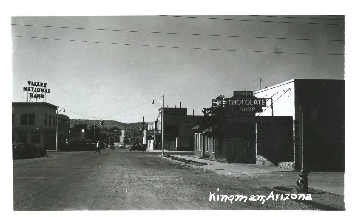 AZ083422.jpg