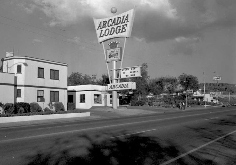 AZ087210.jpg