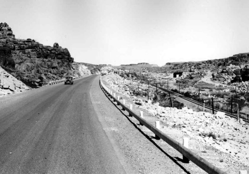 AZ088700.jpg