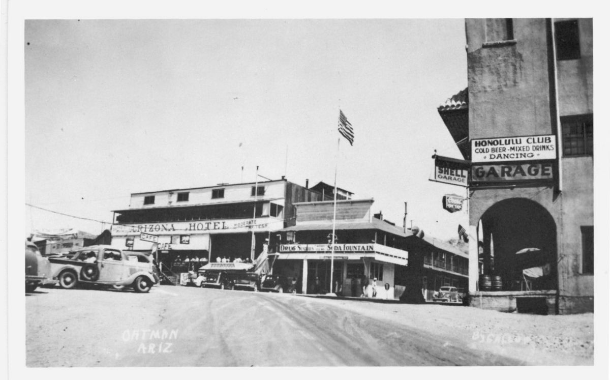 AZ094640.jpg