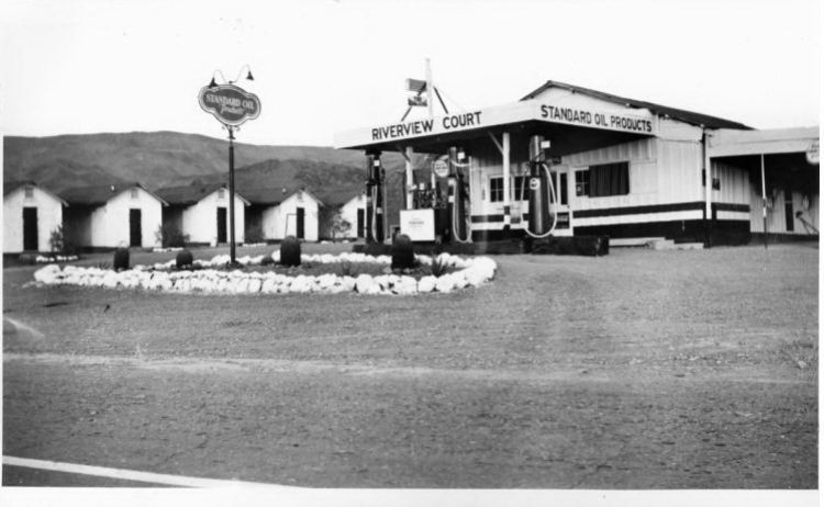 AZ097240.jpg