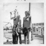 AZ040800.jpg