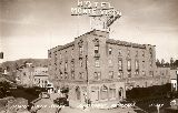 AZ052080.jpg
