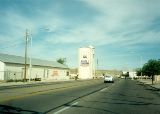 AZ084420.jpg