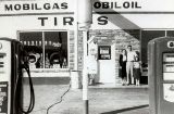 AZ097640.jpg