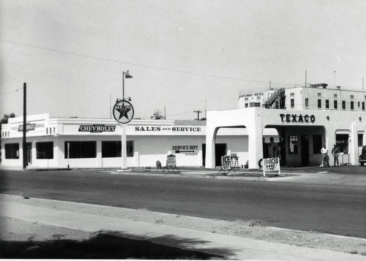 CAA14500.jpg