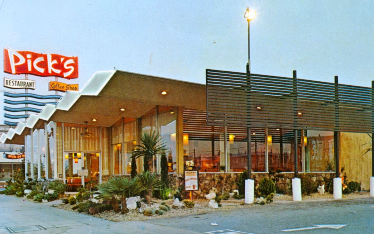 CAF61010.jpg