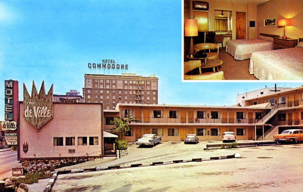 CAF64750.jpg