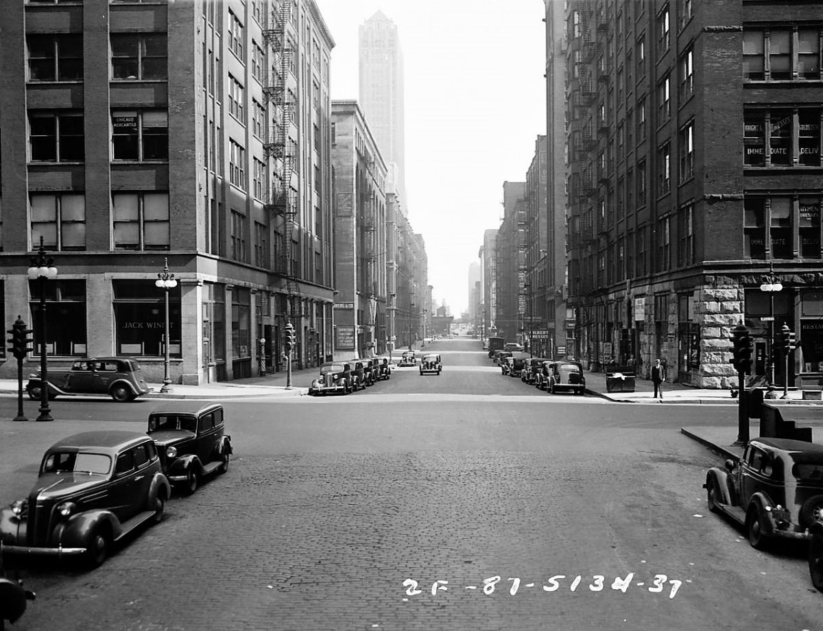 IL004210.jpg
