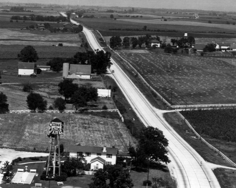 IL012200.jpg