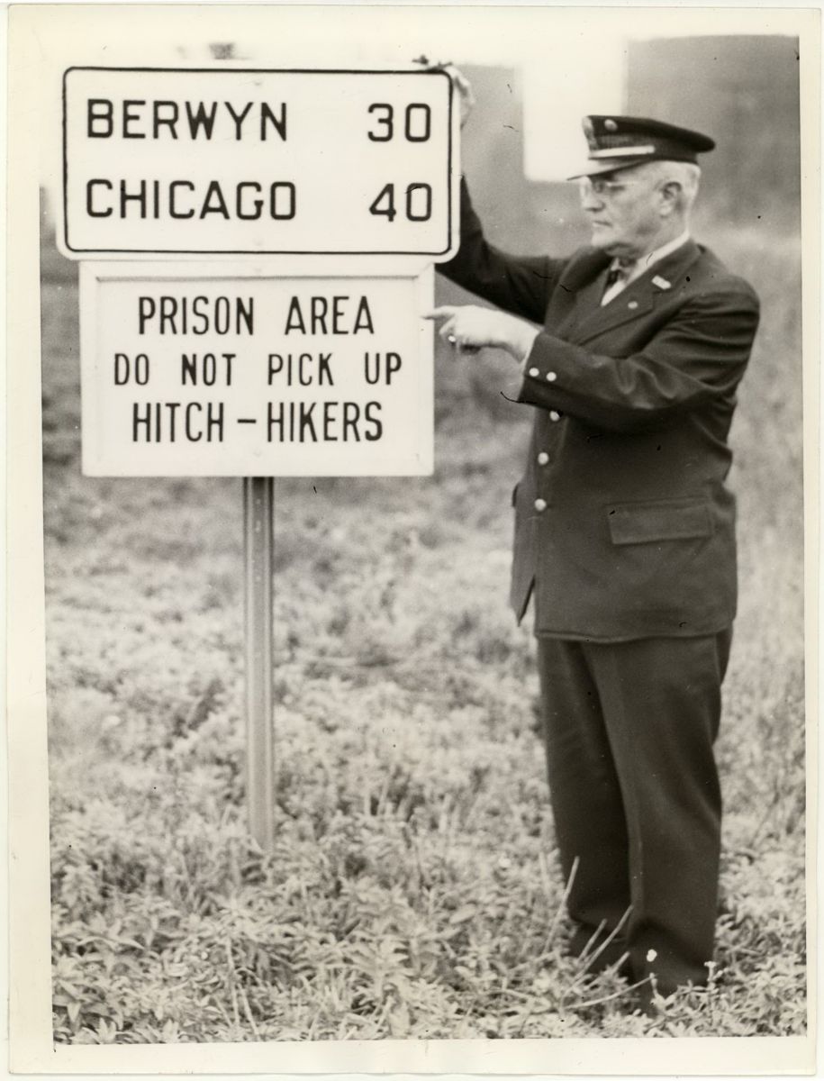 IL013925.jpg