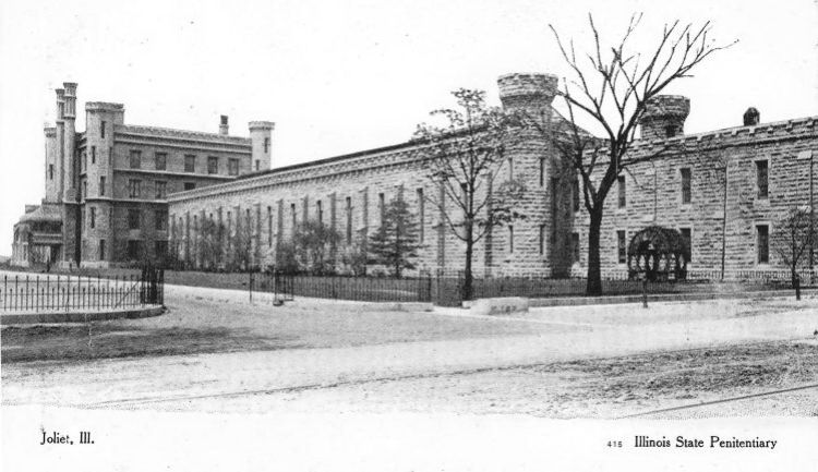 IL014200.jpg