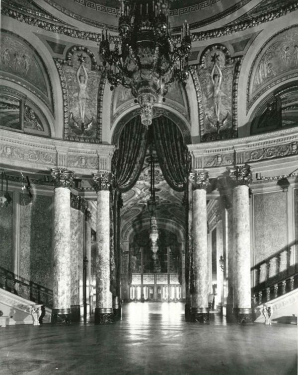 IL015900.jpg