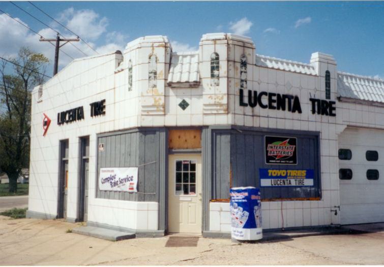 IL022350.jpg