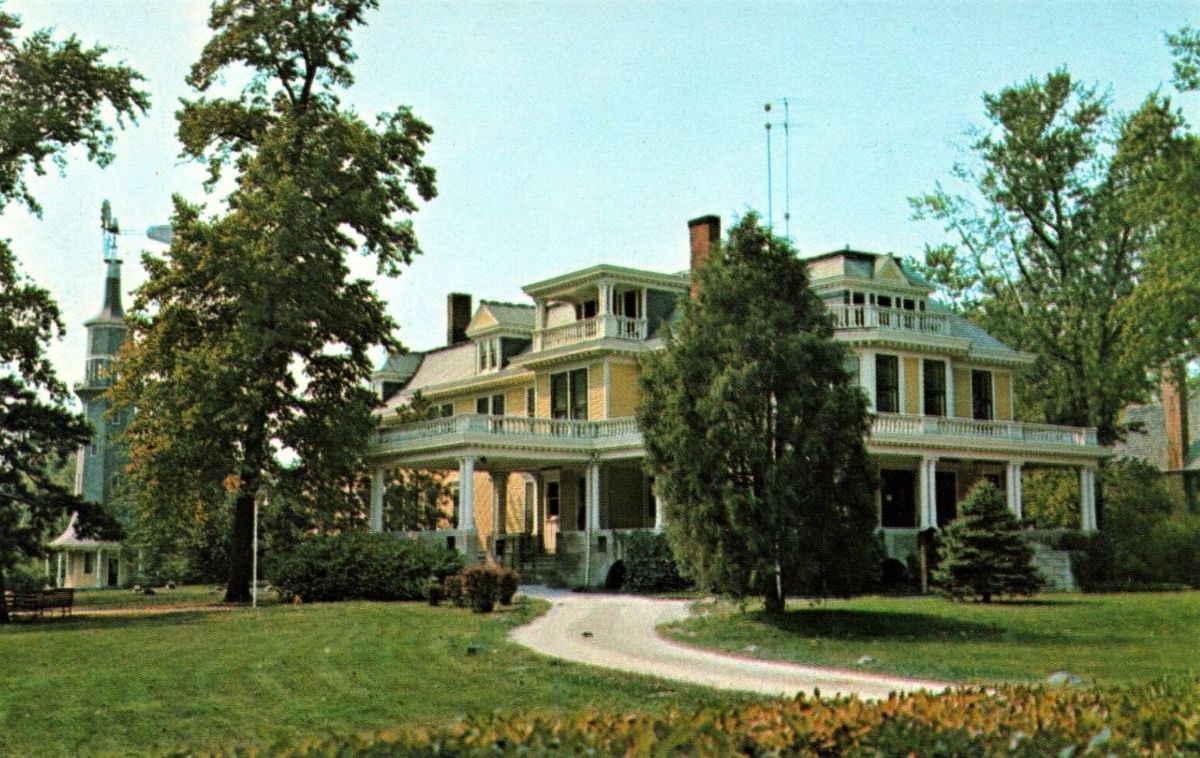 IL024220.jpg