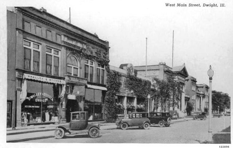 IL024700.jpg