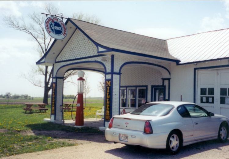 IL025300.jpg