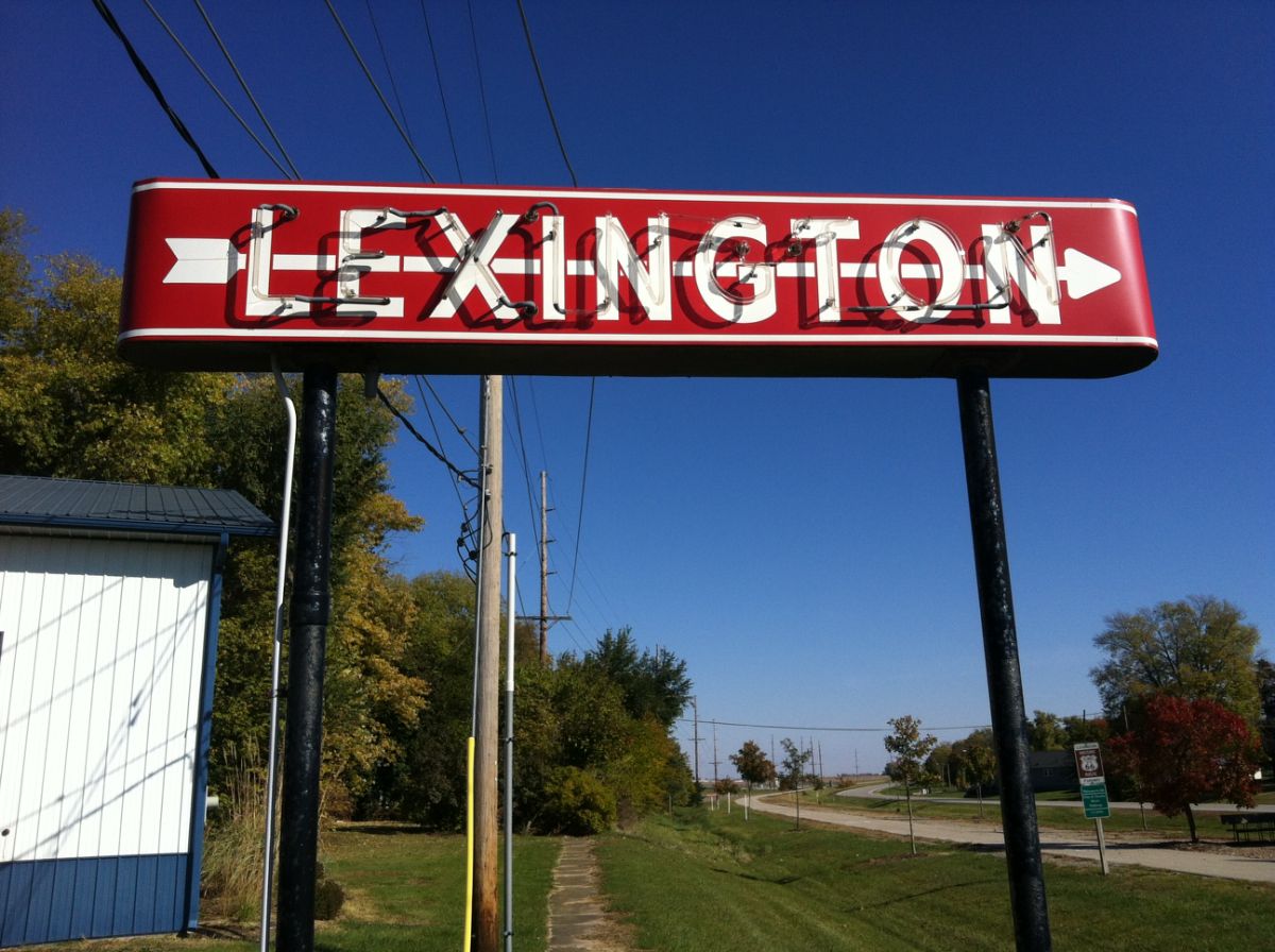 IL032810.jpg