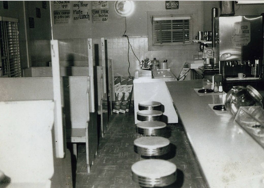 IL033104.jpg