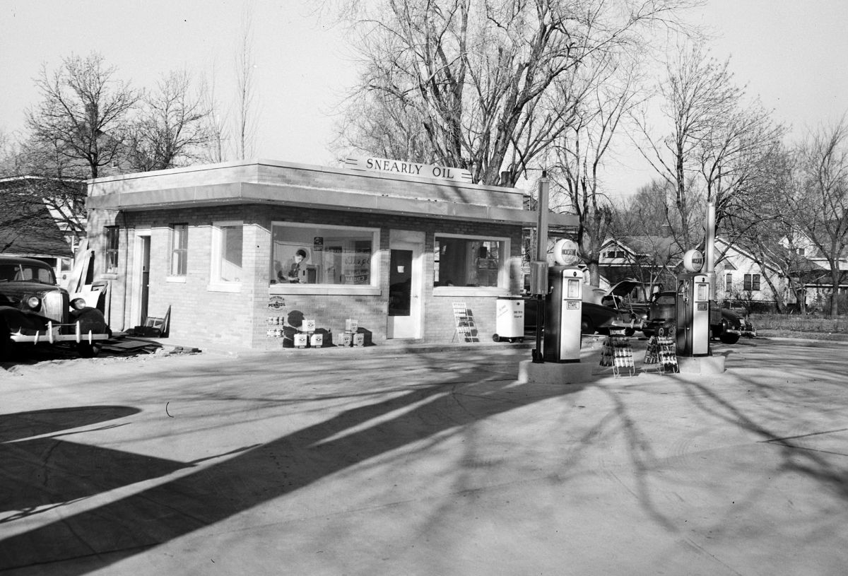 IL038230.jpg